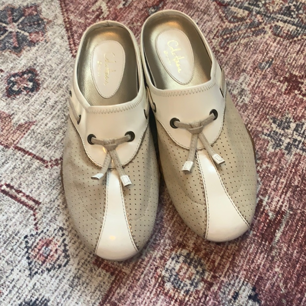 Cole Haan G series with Nike air soles. Size 6